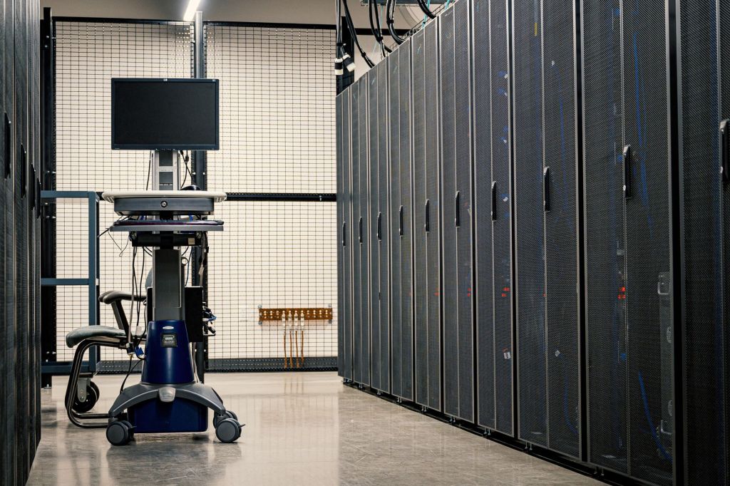 AI-Driven Data Center Expansion Slows U.S. Coal Phase-Out, Raising Climate&nbsp;Concerns